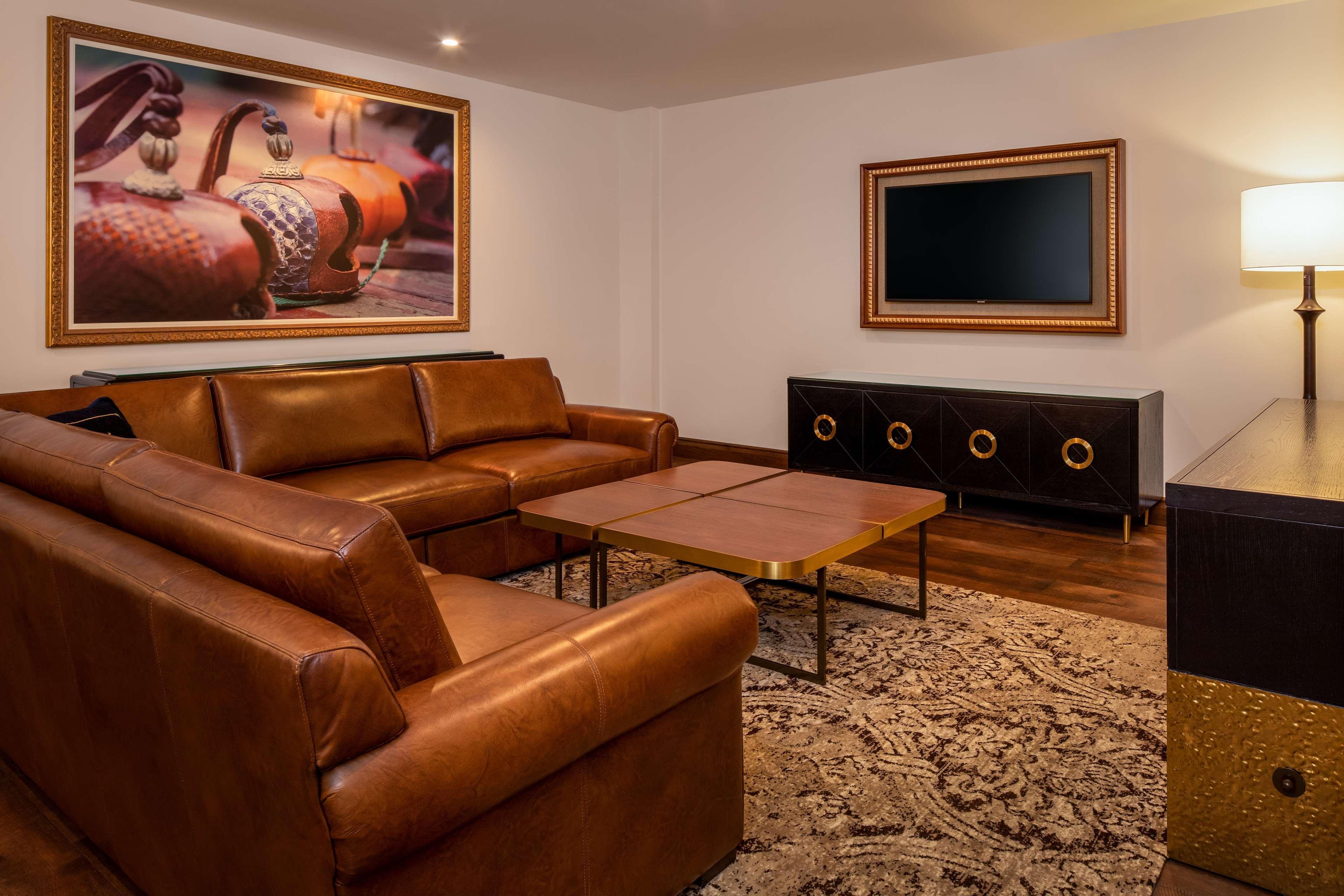 Hotel The Peregrine Omaha Downtown Curio Collection By Hilton Exterior foto
